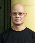 邱振中